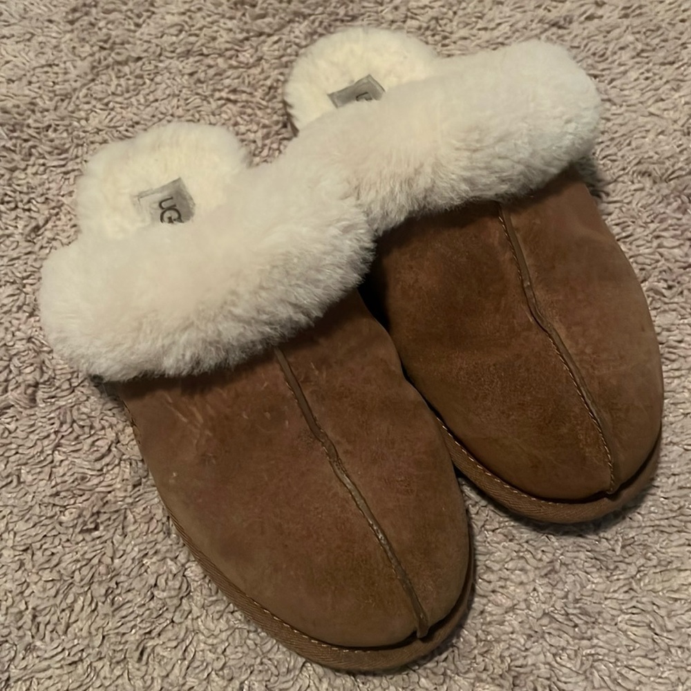 ugg slippers size 10